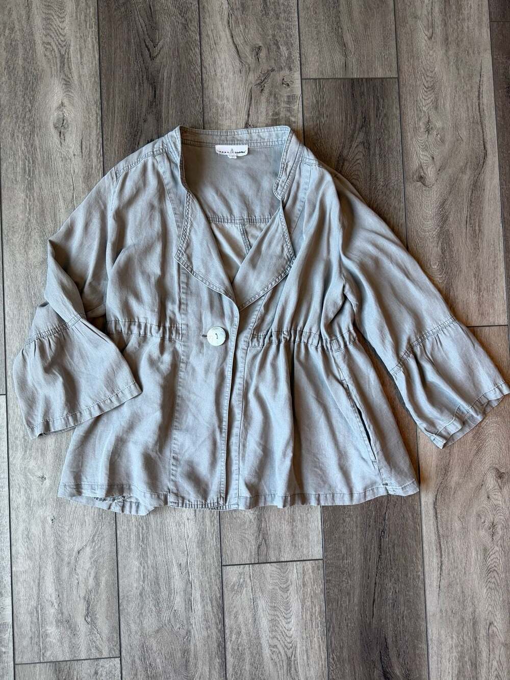 Neon Buddha Jacket Size M Gray Linen Blouse Ruffle Waist Button Up